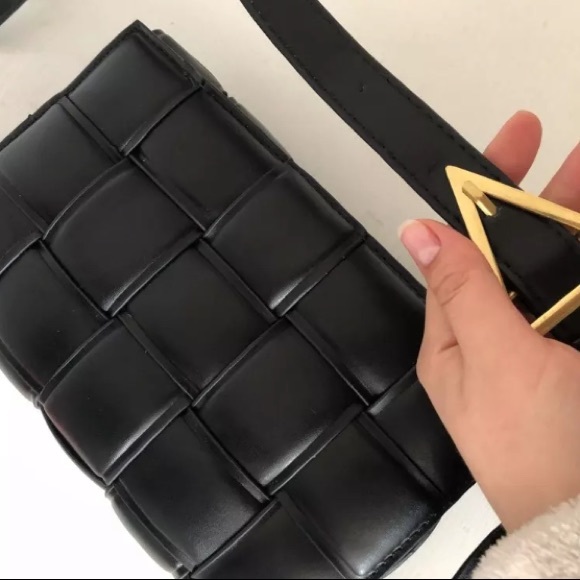 NWT Black Padded Cassette Bag Luxury looking purse - Picture 7 of 7